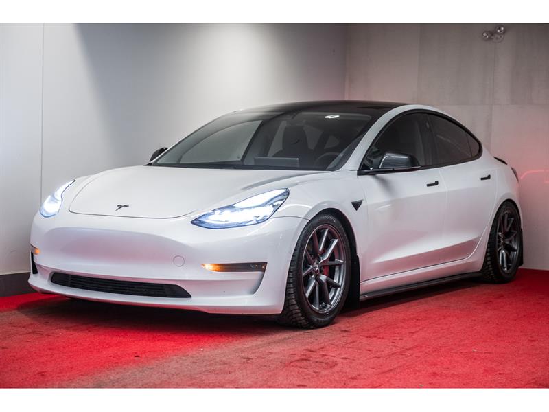 tesla Model 3 2021