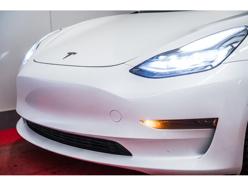 tesla Model 3 2021 - 3