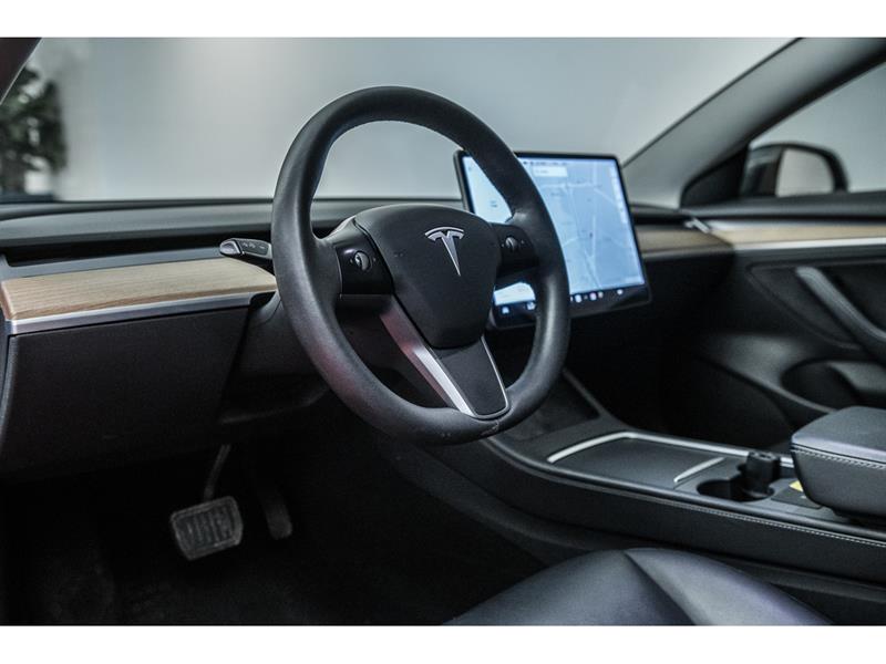tesla Model 3 2021 - 12