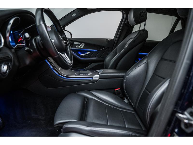 mercedes-benz GLC300 2022 - 13