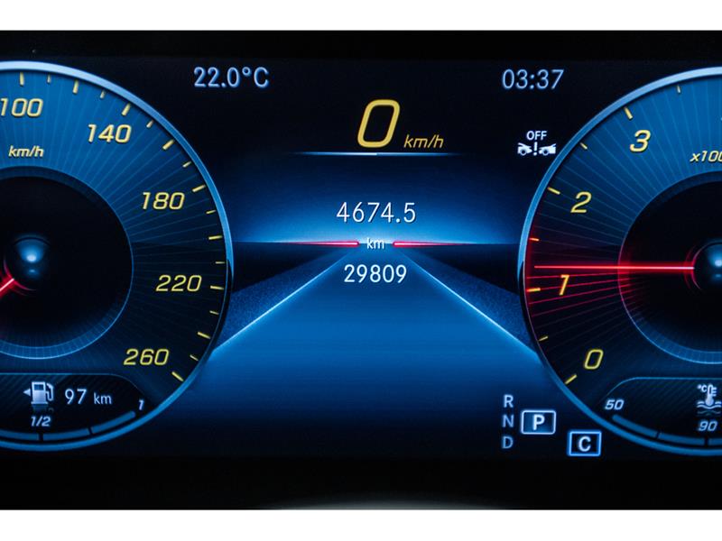 mercedes-benz GLB250 2023 - 17