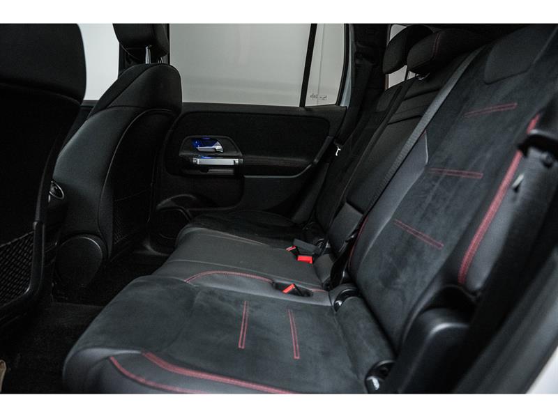 mercedes-benz GLB250 2023 - 25