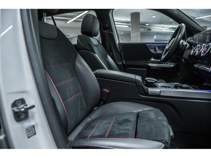 mercedes-benz GLB250 2023 - 30