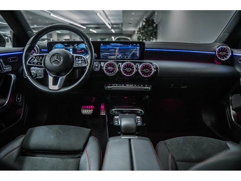 mercedes-benz CLA250 2023 - 25