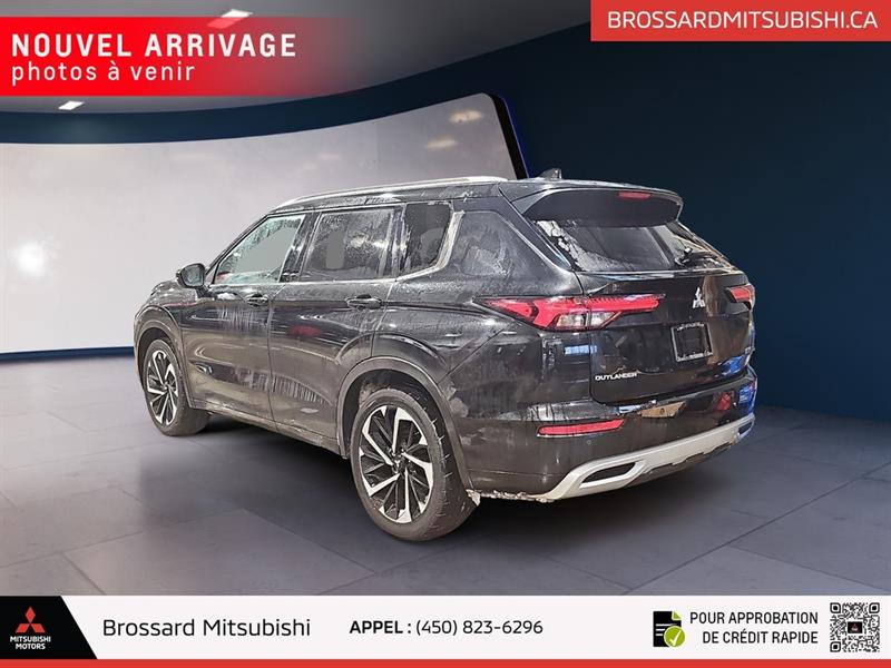 mitsubishi Outlander 2022 - 3