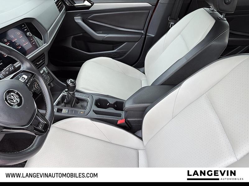 volkswagen Jetta 2019 - 15