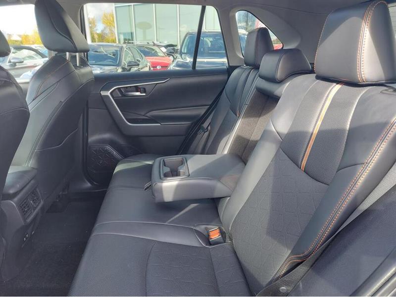 toyota RAV4 2019 - 11