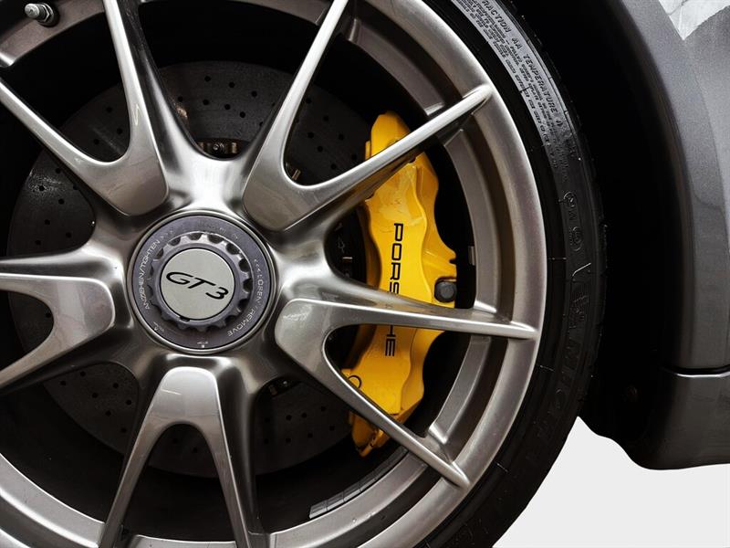 porsche 911 2010 - 13