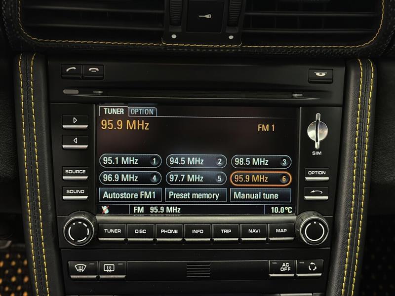 porsche 911 2010 - 24