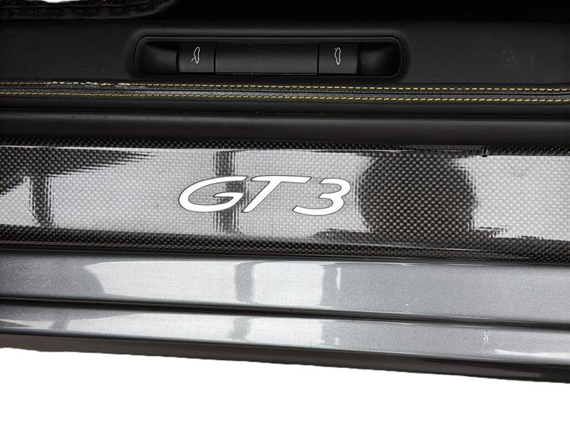 porsche 911 2010 - 33