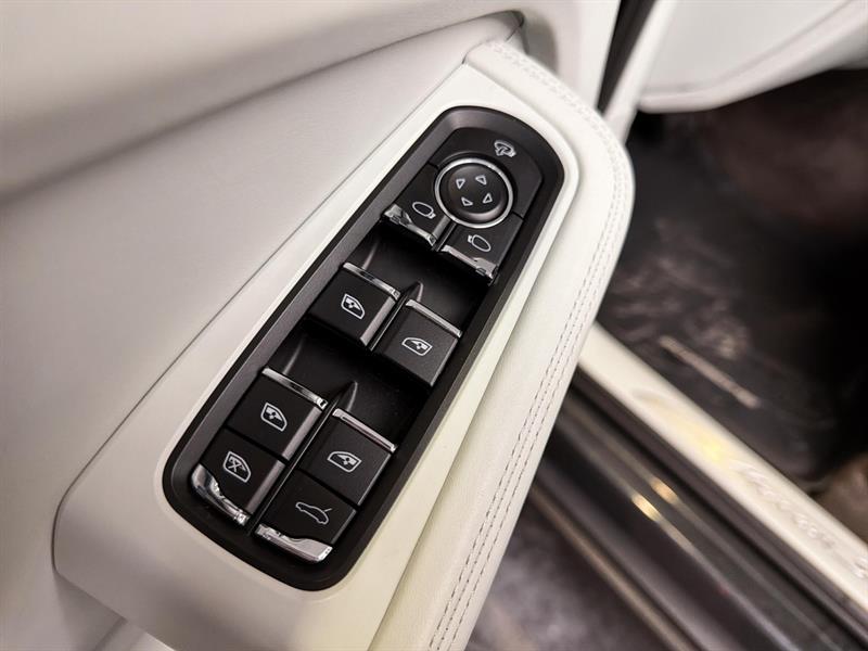 porsche Macan 2020 - 31