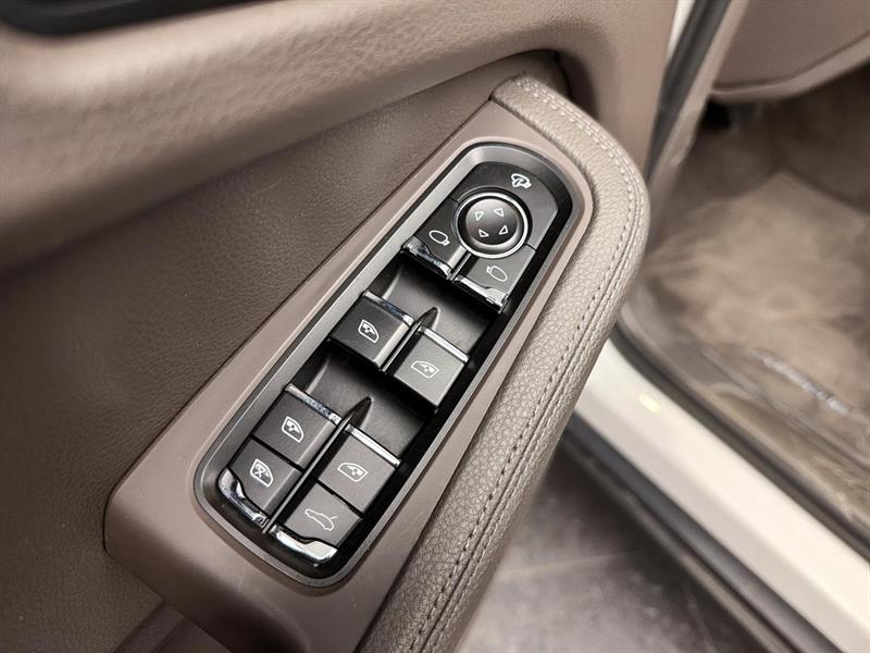 porsche Macan 2023 - 31