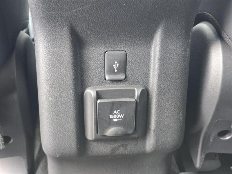 mitsubishi Outlander rechargeable 2022 - 13