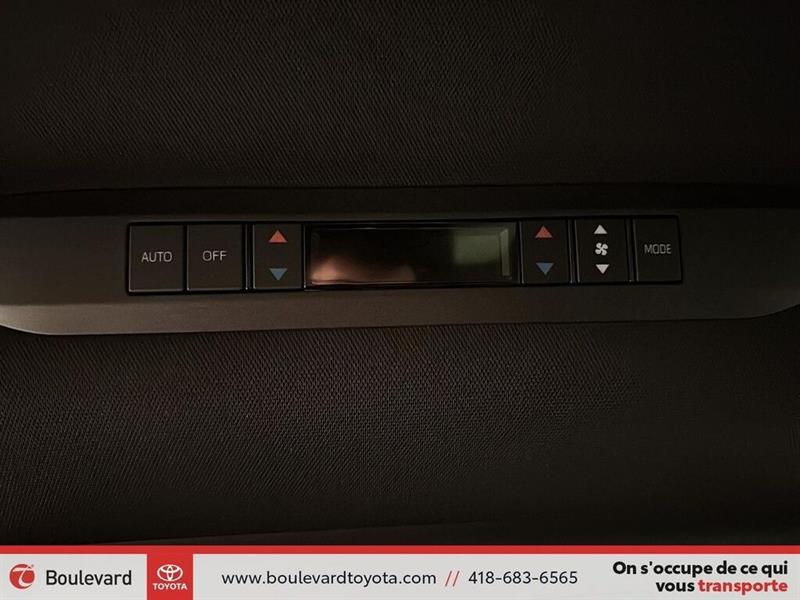 toyota Sienna 2025 - 48