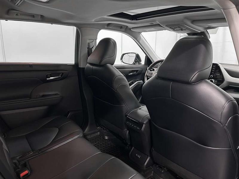 toyota Highlander 2022 - 26