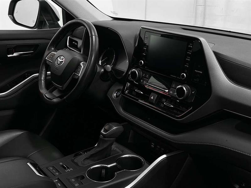 toyota Highlander 2022 - 28