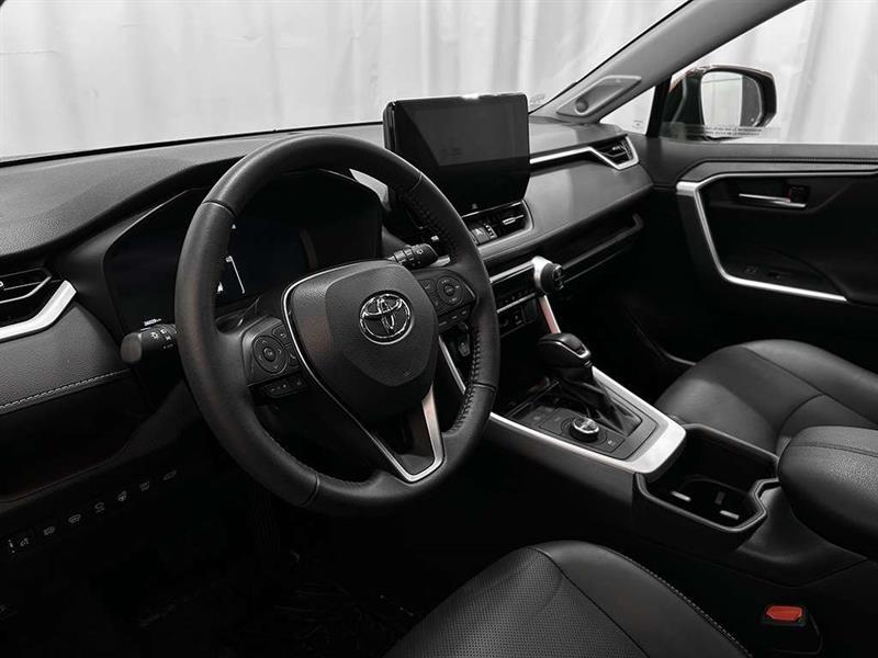 toyota RAV4 2023 - 11