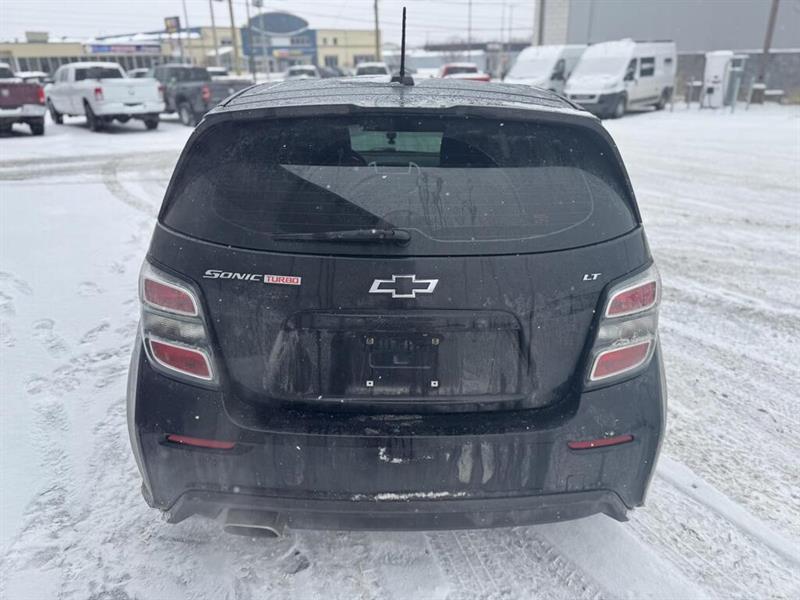 chevrolet Sonic 2017 - 6