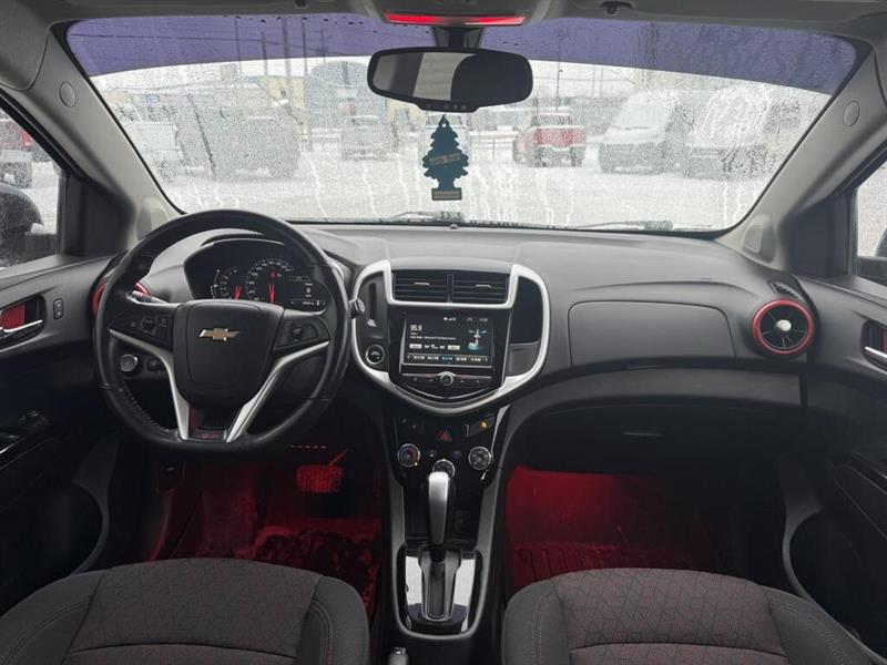 chevrolet Sonic 2017 - 13