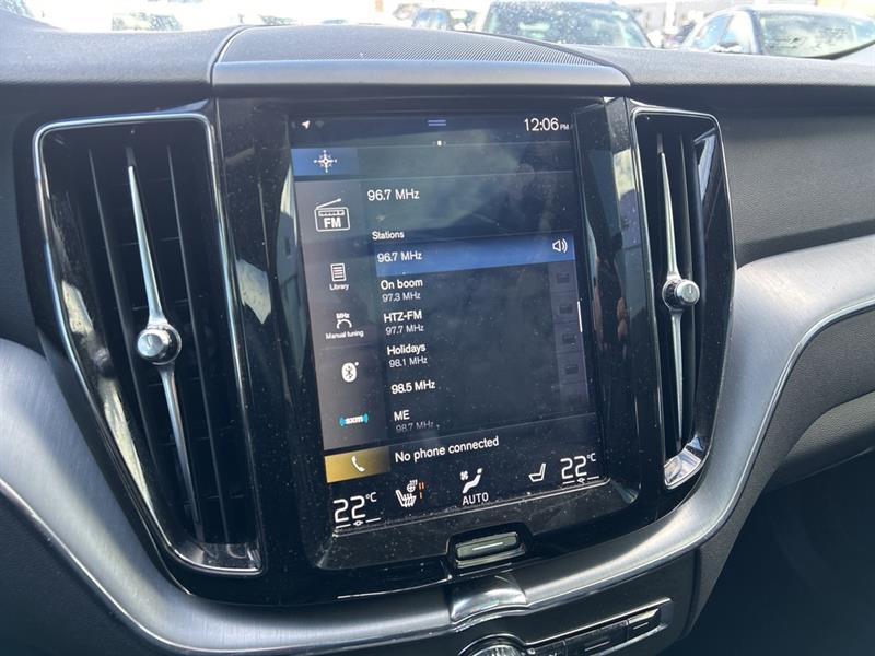 volvo XC60 2019 - 14