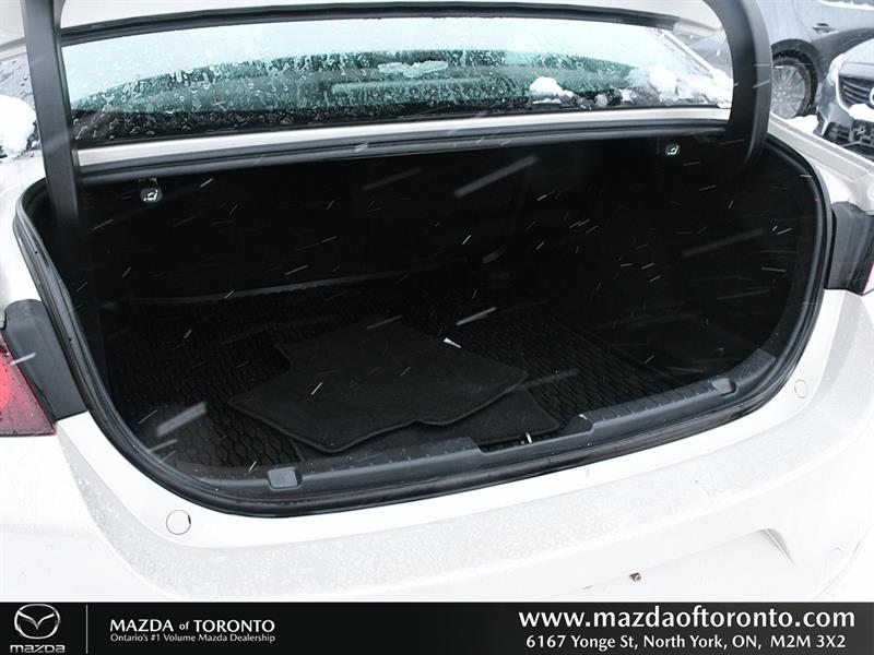 mazda Mazda3 2022 - 10