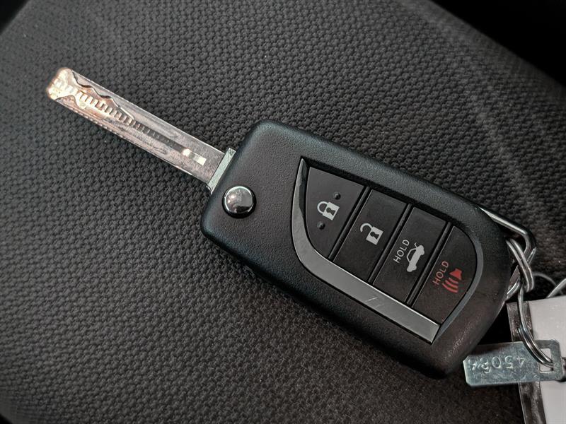 toyota Corolla 2021 - 16