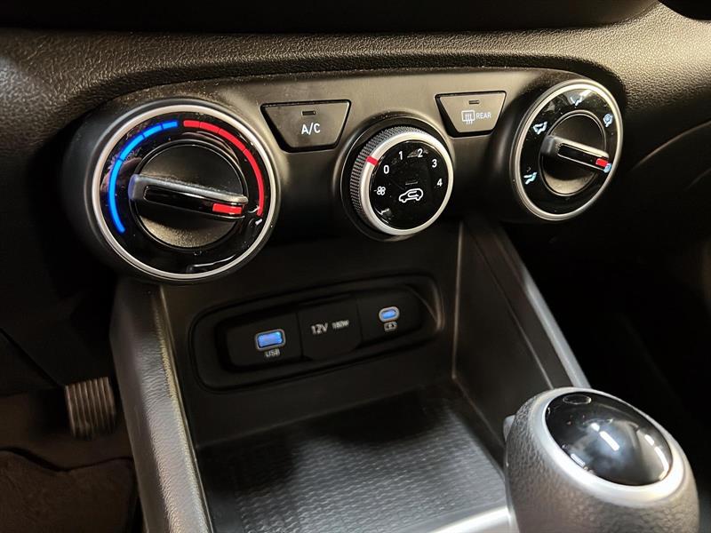 hyundai Venue 2023 - 14