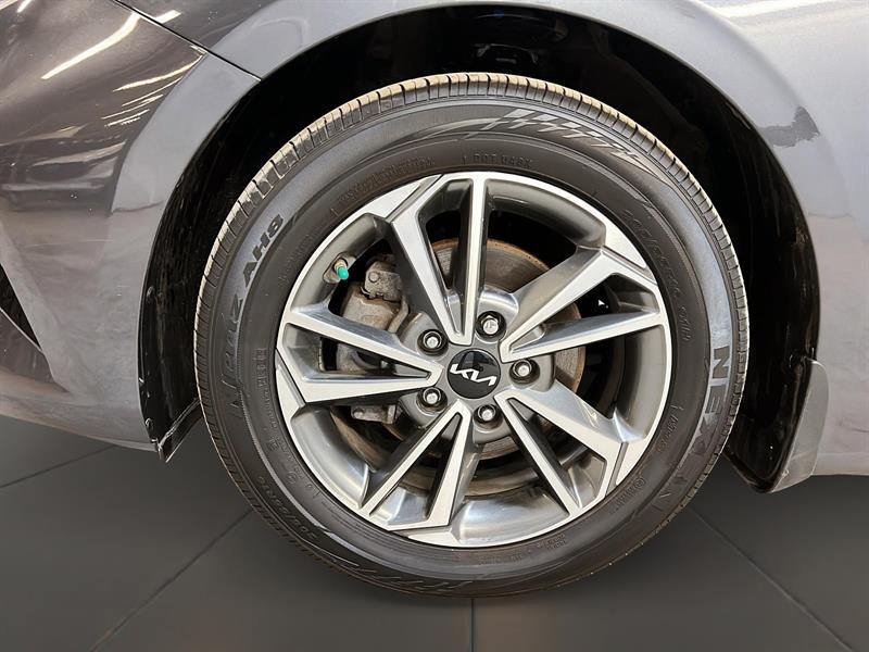 kia Forte5 2022 - 24