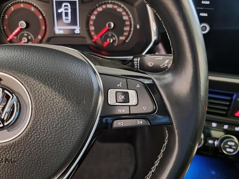 volkswagen Jetta 2019 - 4