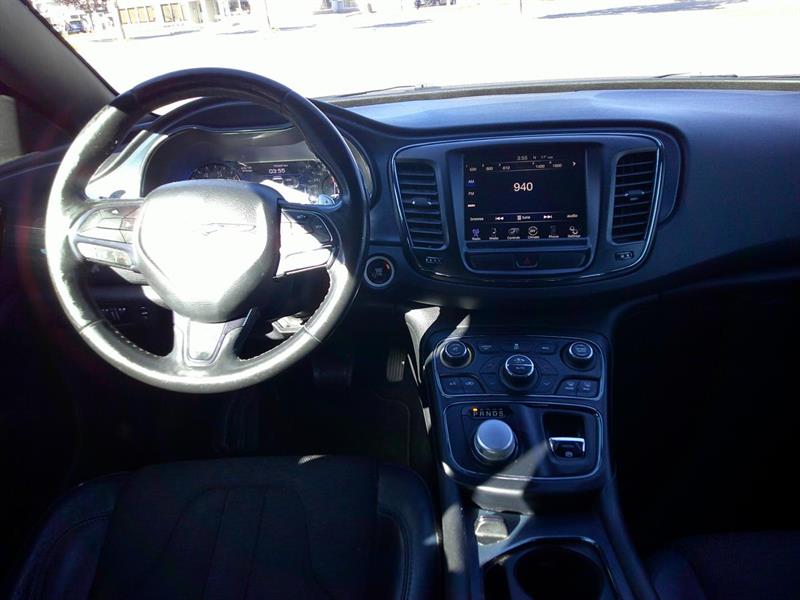 chrysler 200 2015 - 11