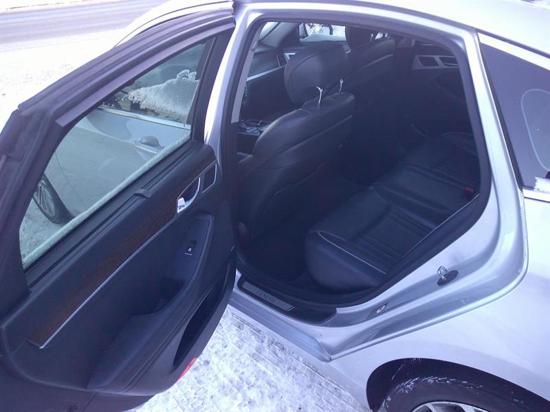 genesis G80 2015 - 10