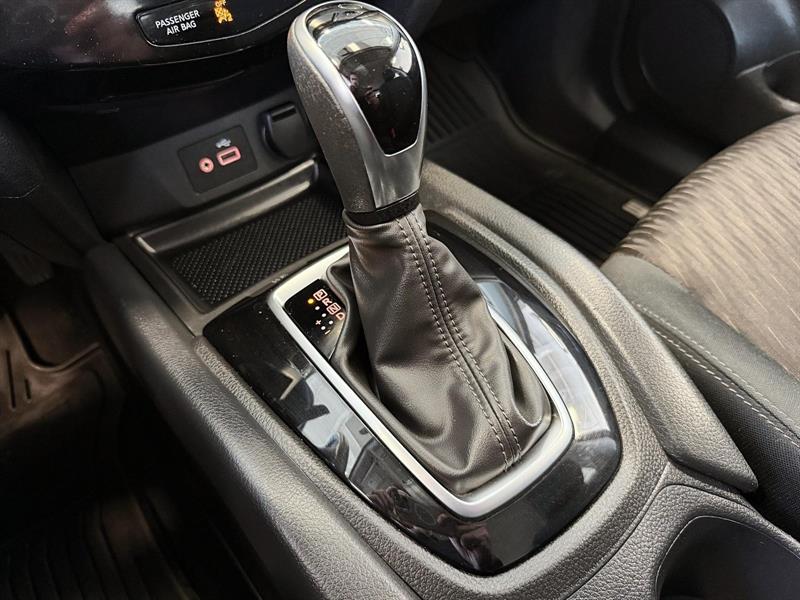 nissan Rogue 2019 - 25