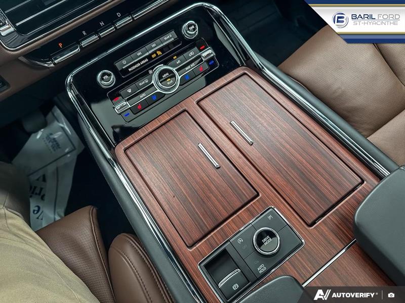 lincoln Navigator 2023 - 15