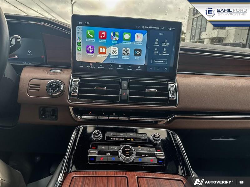 lincoln Navigator 2023 - 16