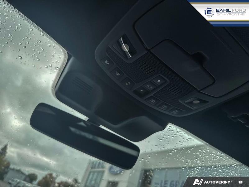 lincoln Navigator 2023 - 18