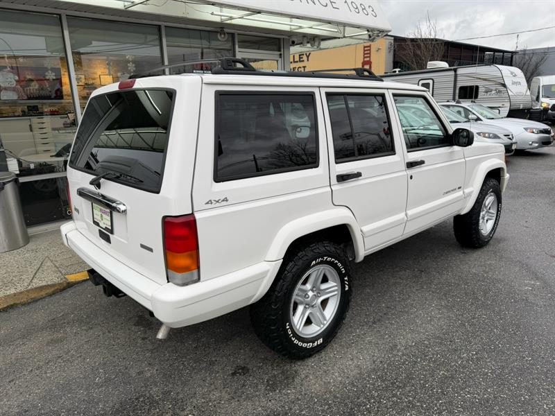 jeep Cherokee 2000 - 9