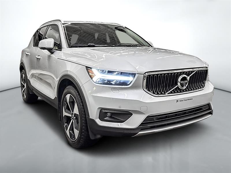 volvo XC40 2022