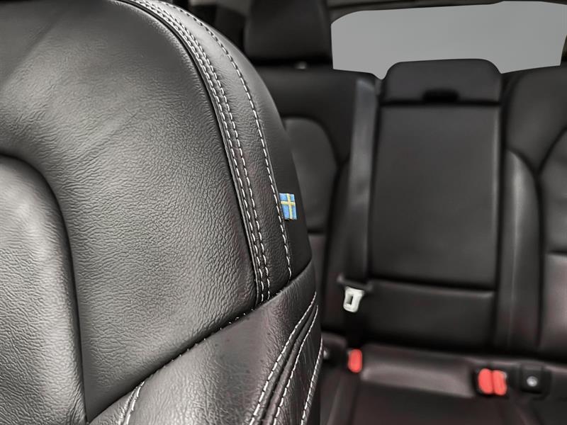 volvo XC40 2022 - 14