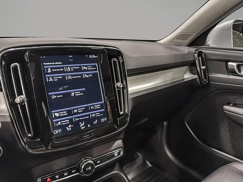 volvo XC40 2022 - 15