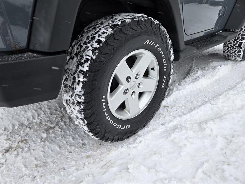 2015 Jeep Wrangler - Image 8