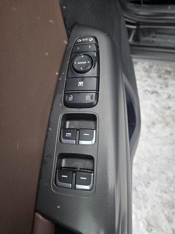 2018 Kia Sportage - Image 17