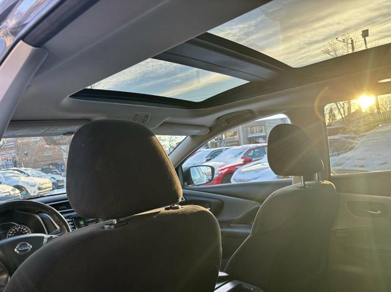 2019 Nissan Murano - Image 13