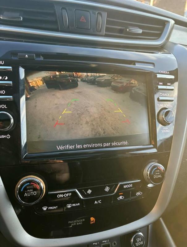 2019 Nissan Murano - Image 19