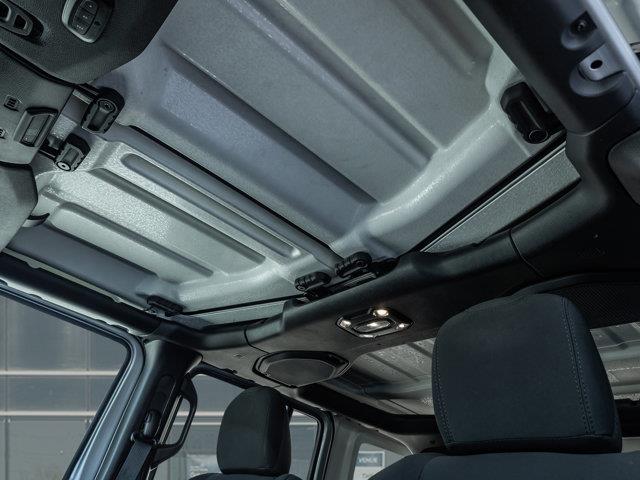 jeep Wrangler 2023 - 21