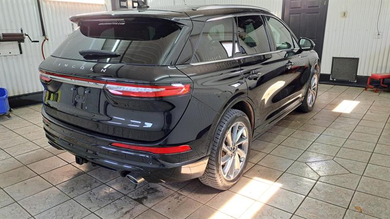 lincoln Corsair 2022 - 3