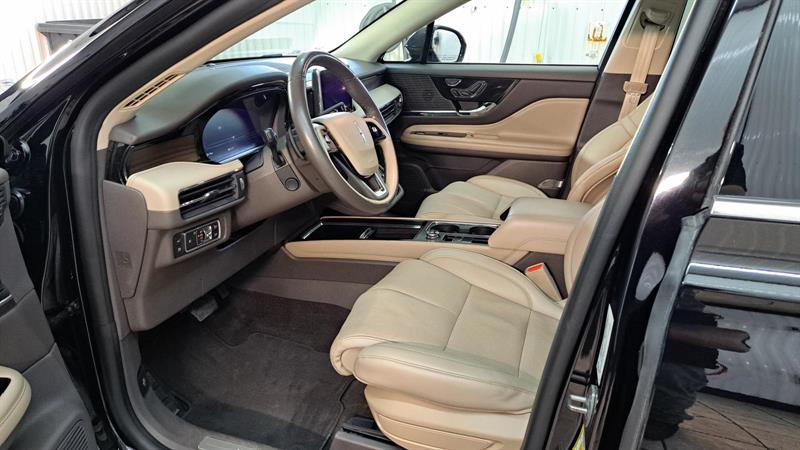 lincoln Corsair 2022 - 8