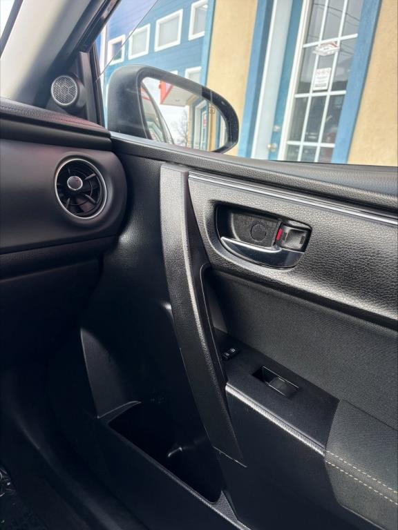 toyota Corolla 2019 - 17