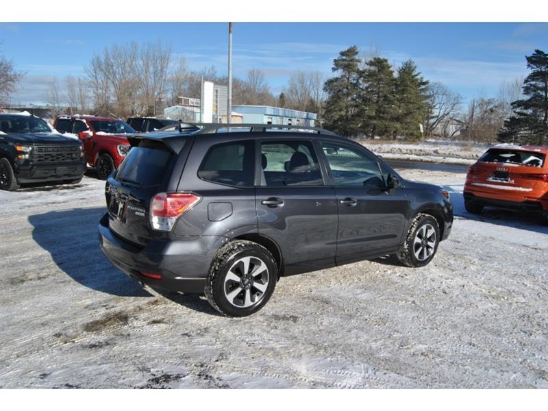2017 Subaru Forester - Image 5