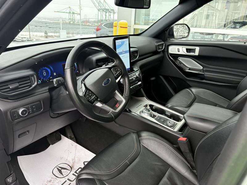 ford Explorer 2022 - 8