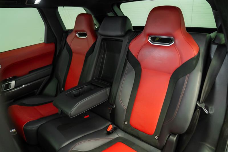 Land Rover Range Rover Evoque 26